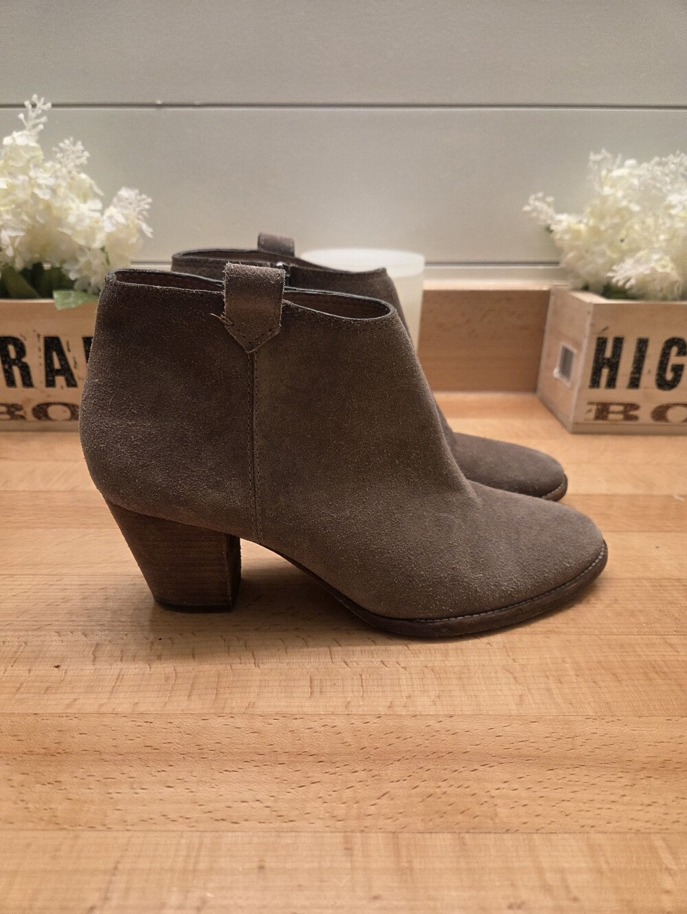 Madewell The Billie Booties Taupe Suede Leather Womens Size 8.5